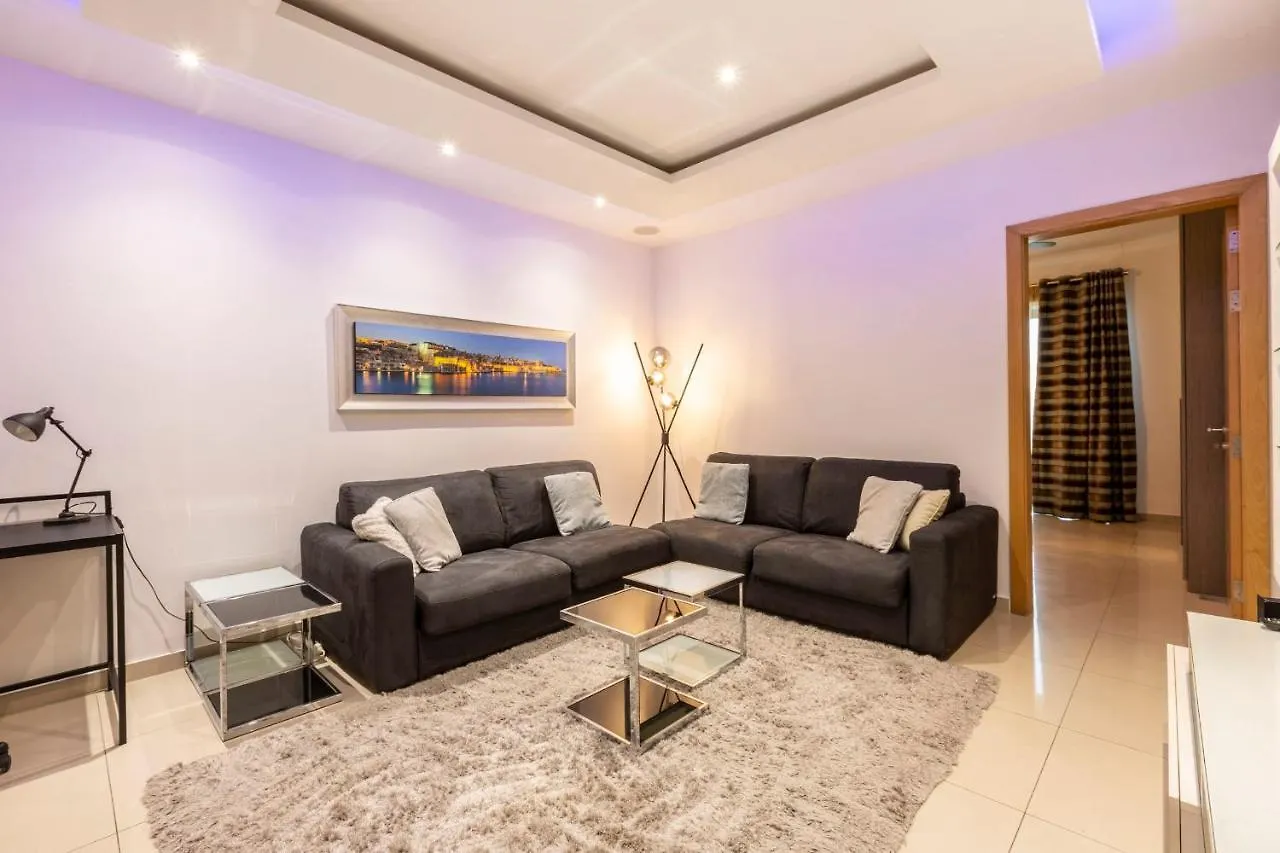 Bluemist Flat-Hosted By Sweetstay Sliema 0*,  Malta