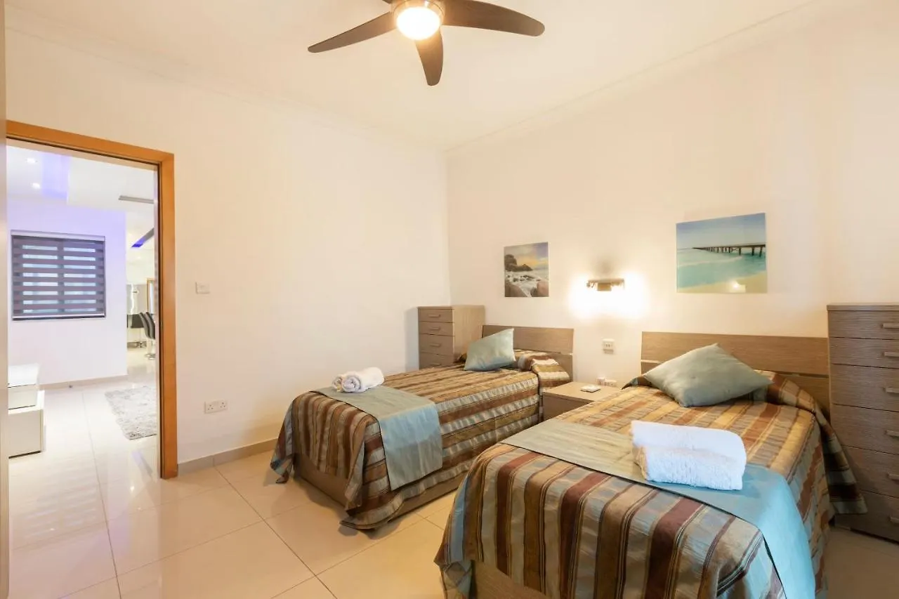 Bluemist Flat-Hosted By Sweetstay Sliema Apartamento
